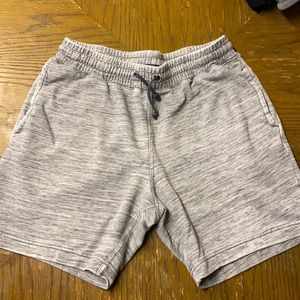 HM Men’s Mid Length Above Knee Sweatshorts